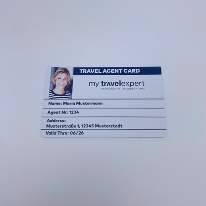Beraterausweis mit integrierter digitaler Visitenkarte